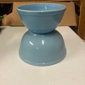 Pyrex rare delphite nulebelle mixing bowls usa #402 & 403 sold as a set